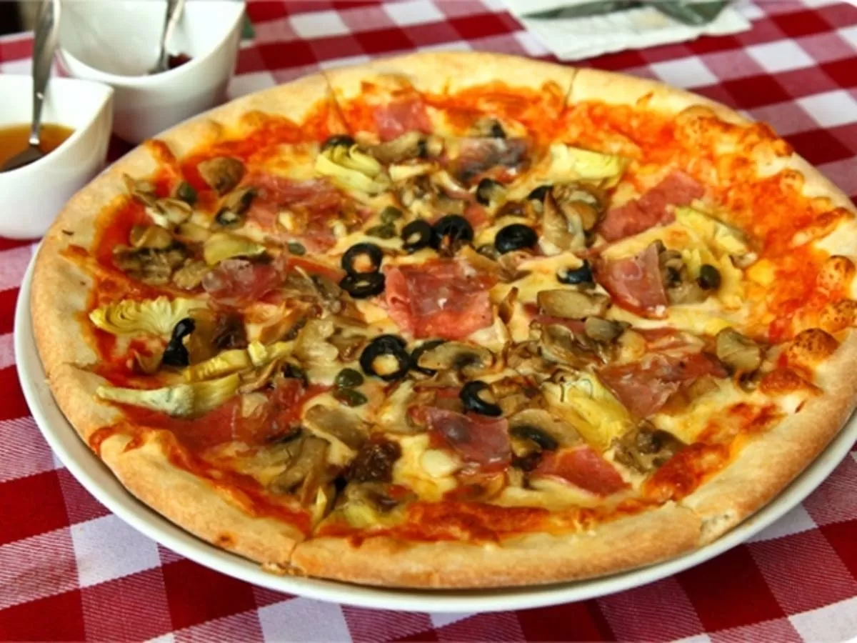 Pizza normal + bebida